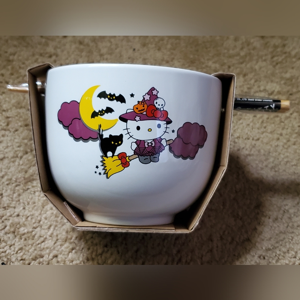 Hello Kitty Halloween Ceramic Ramen Bowl with Chopsticks Set
